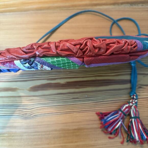 Vtg Carlo Fiori Purse Brightly Colored Snake Leather Crossbody Zip Tassles Italy - Picture 14 of 15